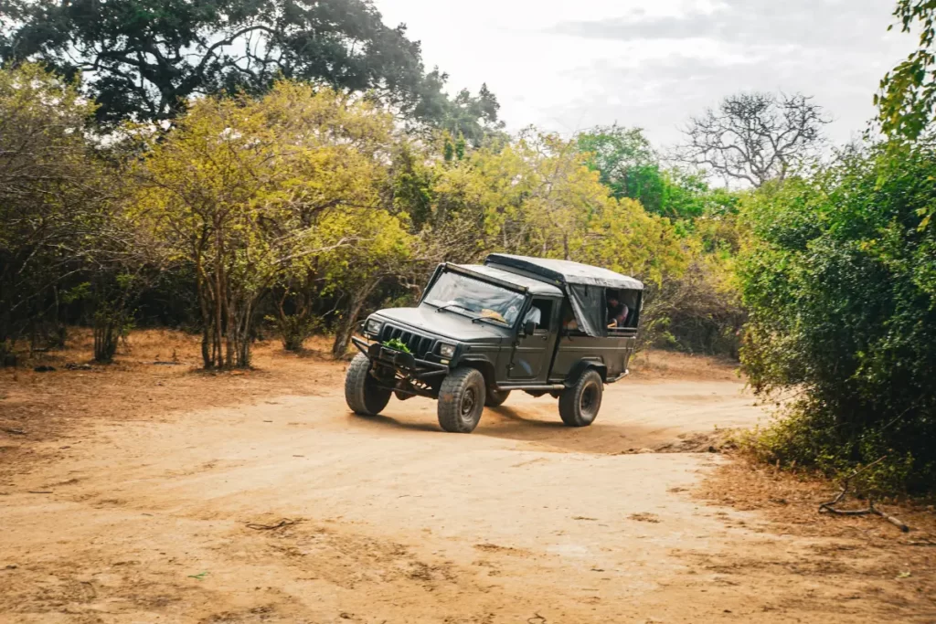 kumana-Jeep